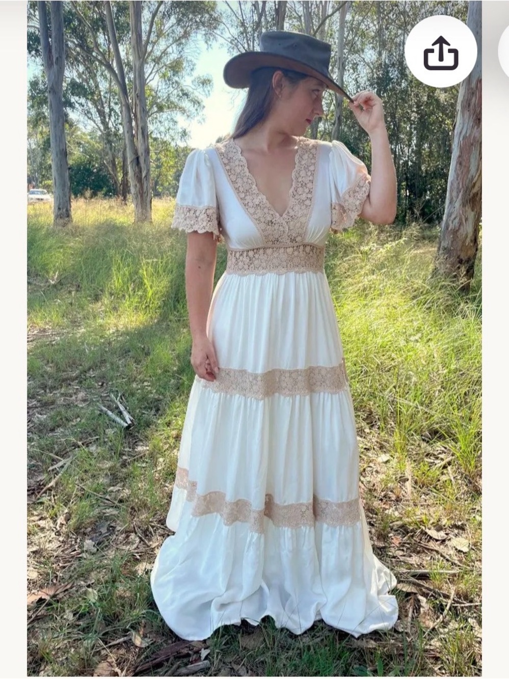 Wishlist apparel ocean Gown ivory bohemian maxi dress featuring a V-necklin S